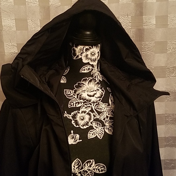 Calvin Klein jacket - Picture 2 of 6